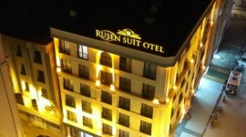 هتل روشن سوئیت (Rusen Suite) وان
